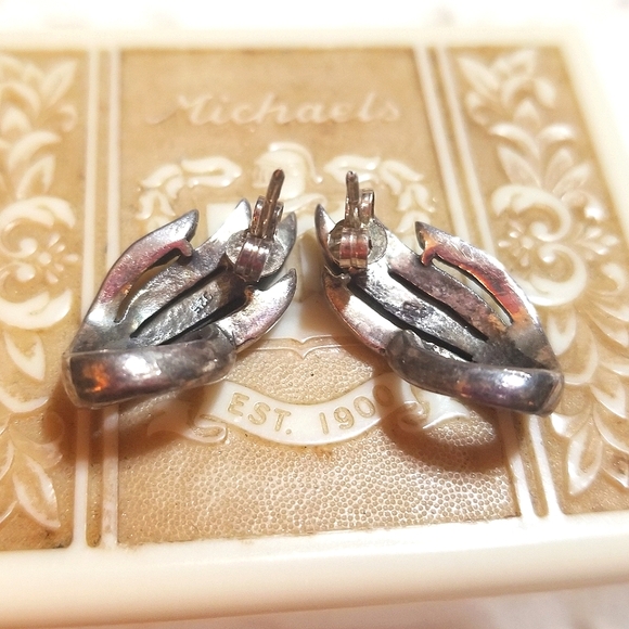 Antique Art Deco Sterling Marcasite Earrings - Picture 3 of 5